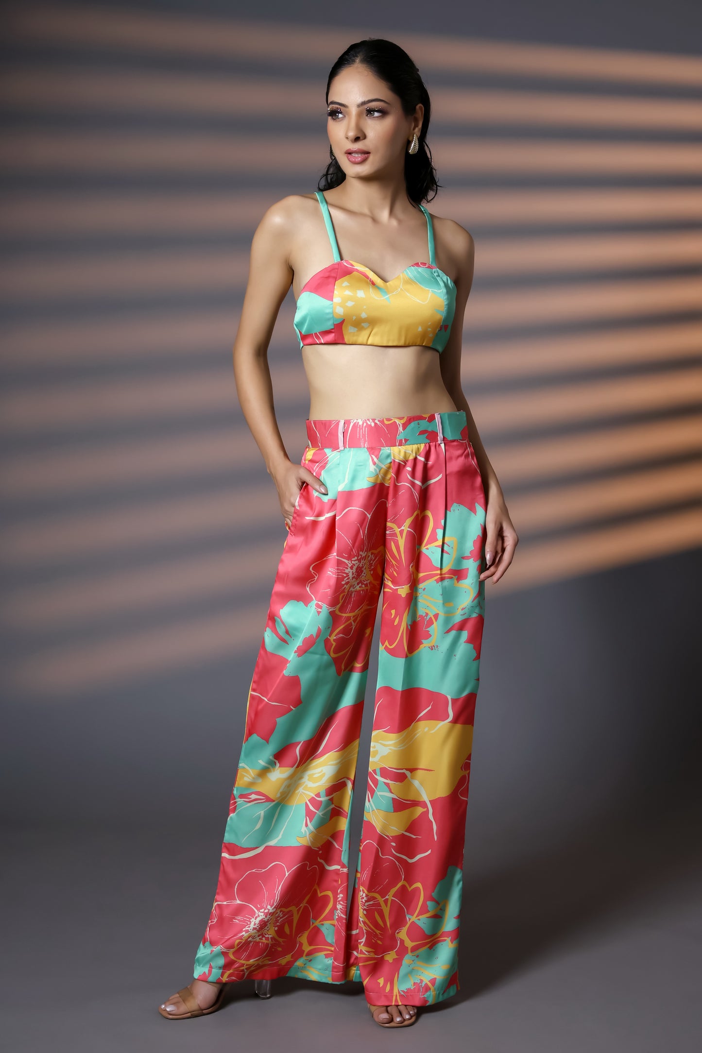 Abstract Aura Modal Coord Set