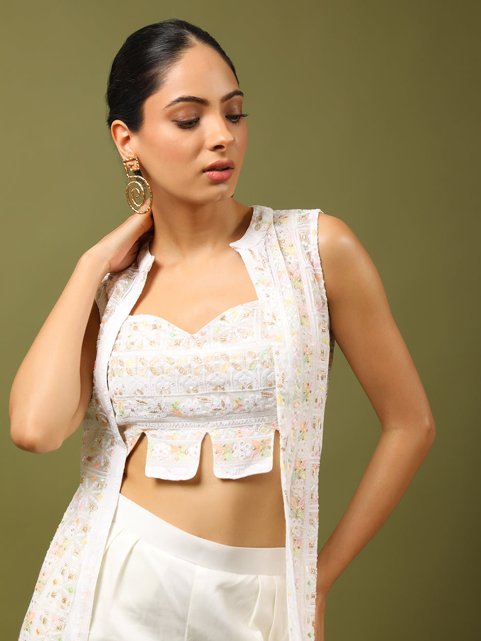 Coordinated White Chikankari Embroidered Three Piece Set