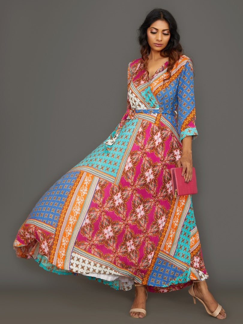 Wonderland Maxi dress
