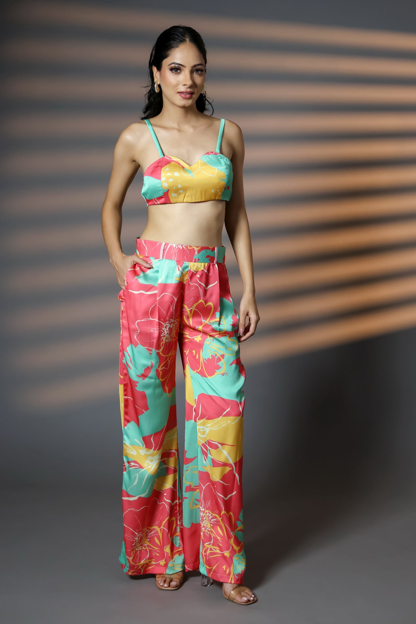 Abstract Aura Modal Coord Set