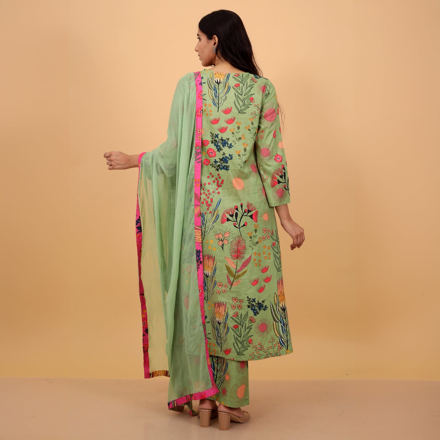 Fashionable Floral Print  Kurta and pant with Dupatta